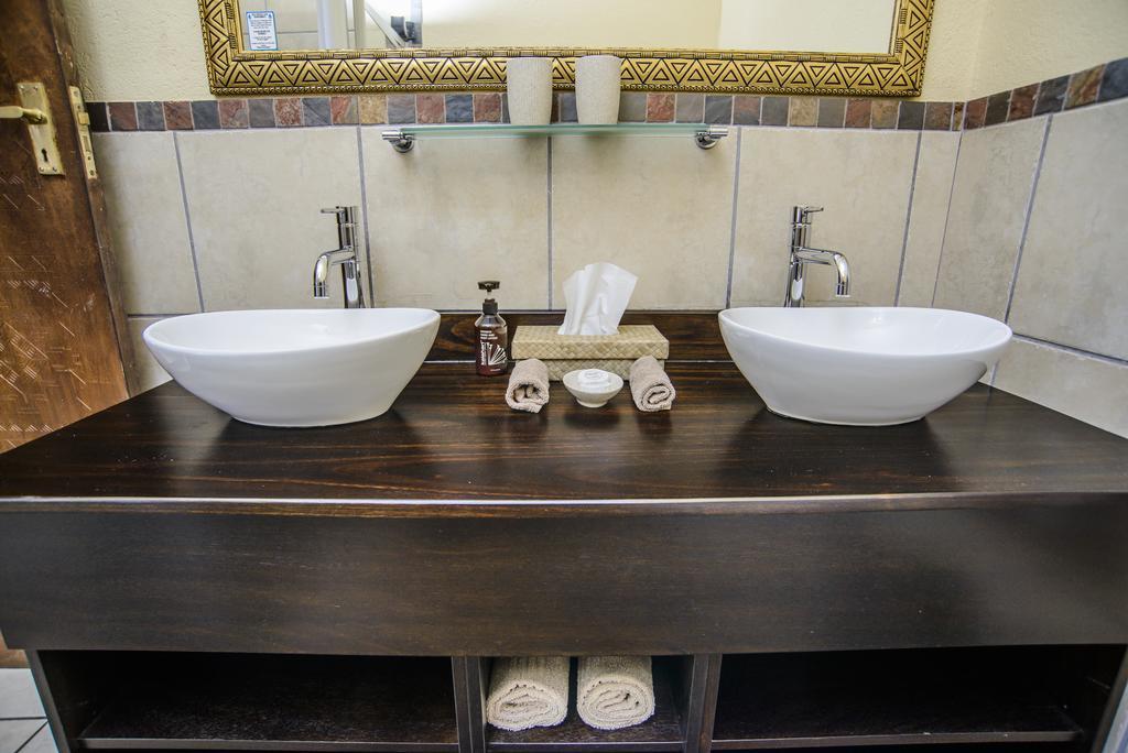 האזיביו Abangane Guest Lodge מראה חיצוני תמונה