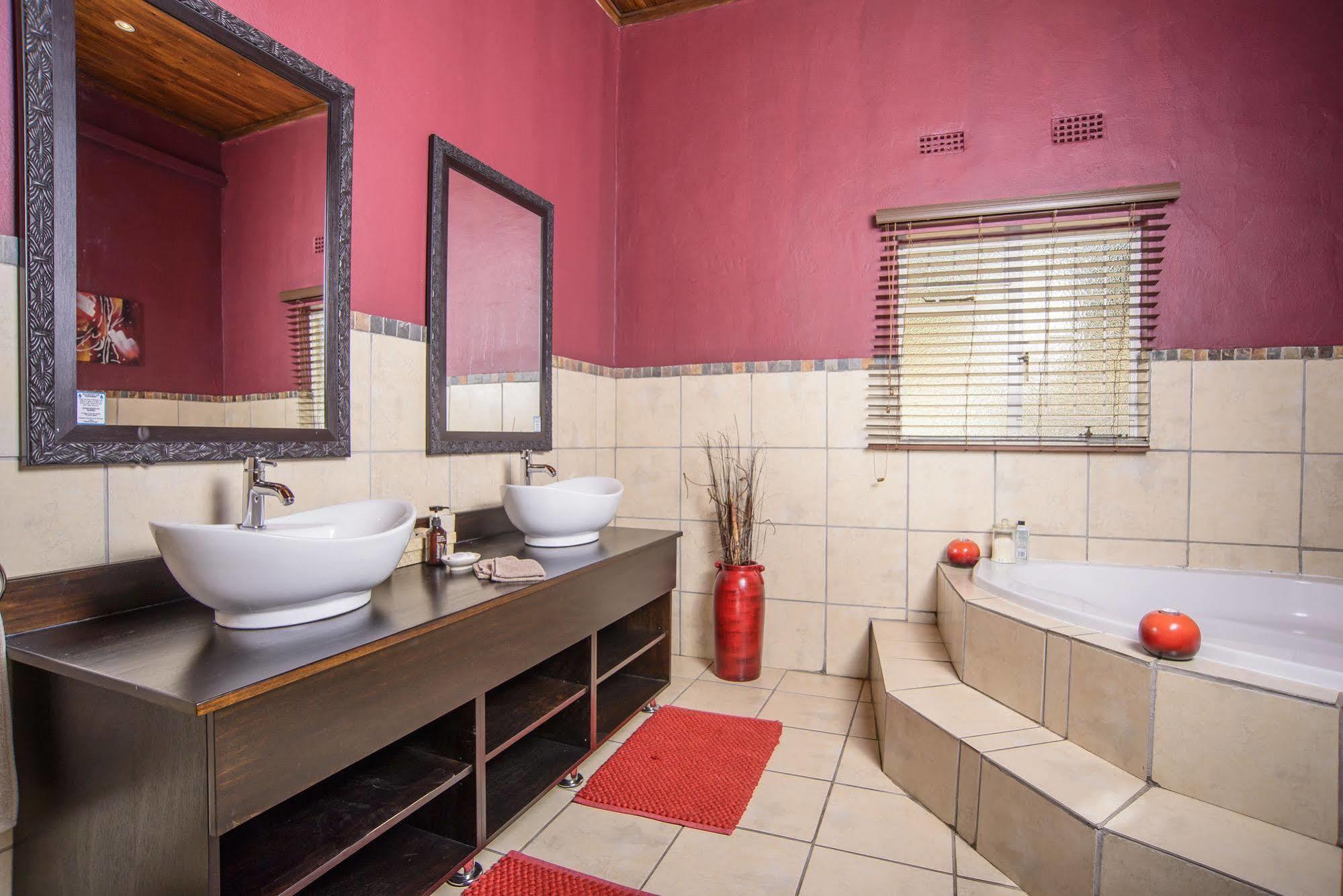 האזיביו Abangane Guest Lodge מראה חיצוני תמונה