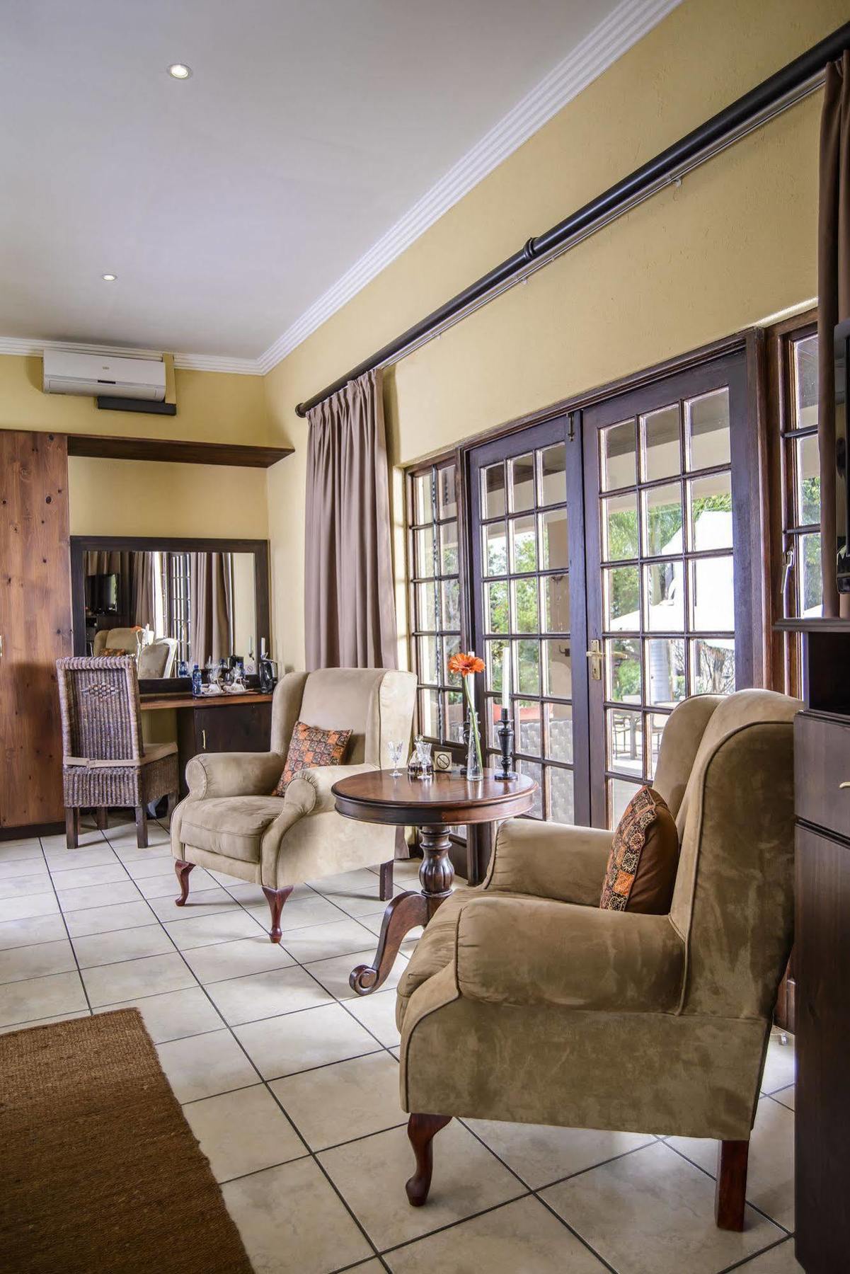 האזיביו Abangane Guest Lodge מראה חיצוני תמונה